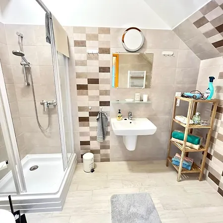 Barkland Apartment *
